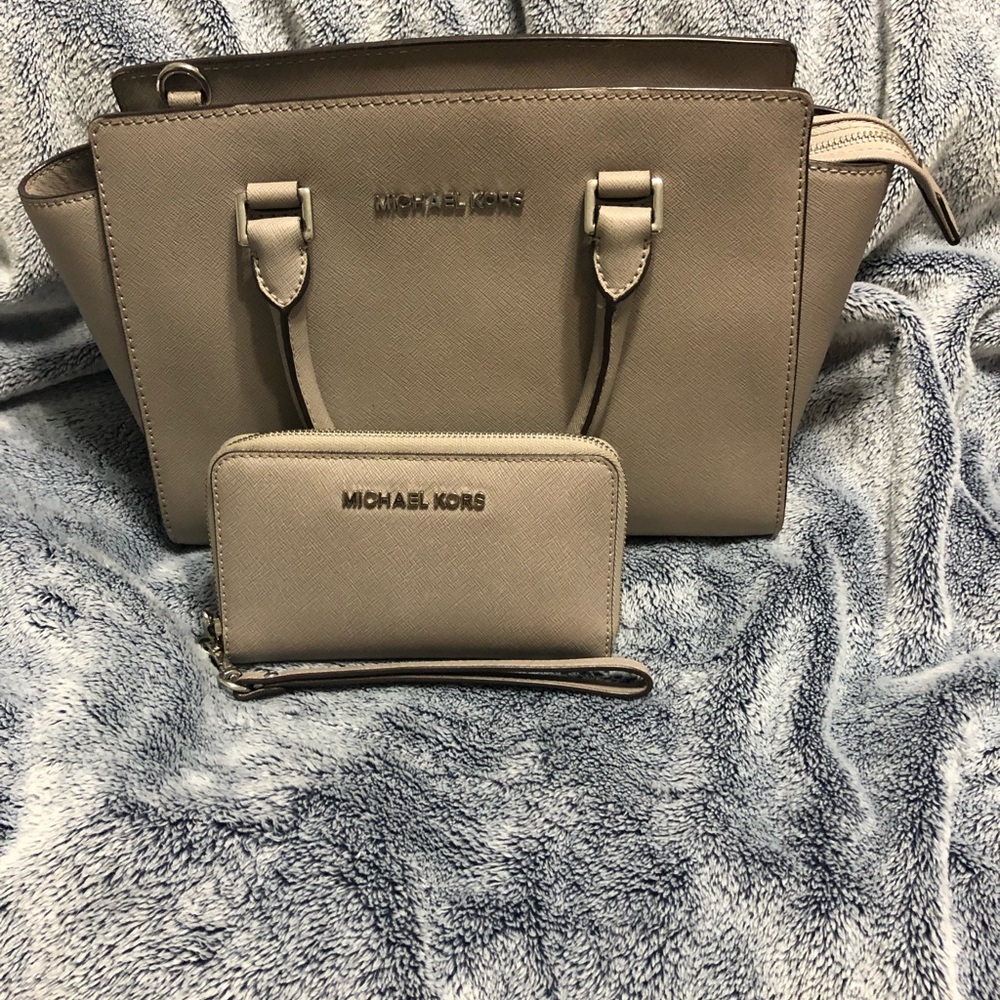 Michael Kors Handbag *grey* - Picture 1 of 8